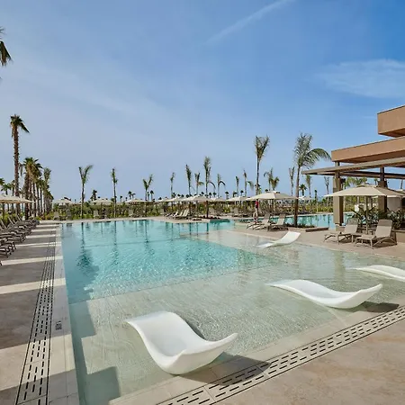 호텔 Lusso Sorgun 5*